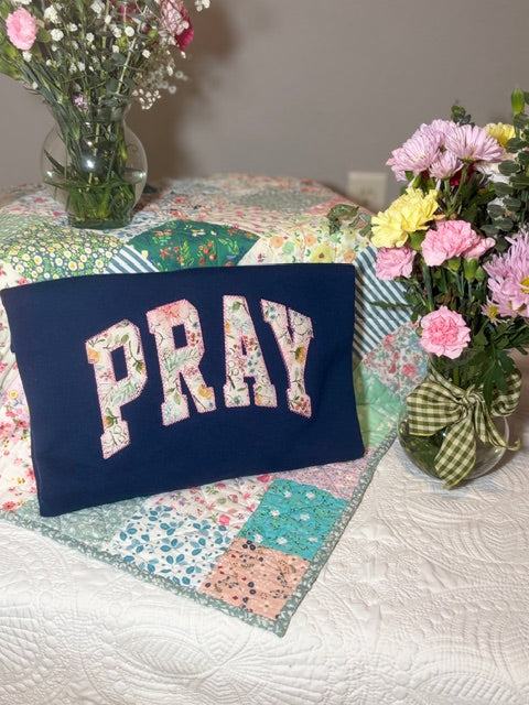 PRAY Applique Crewneck